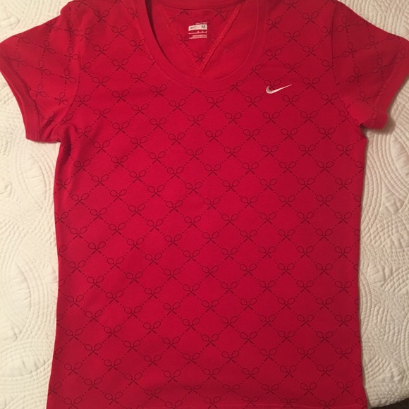 Nike Fit Dry Red Shirt size M - Picture 5 of 5